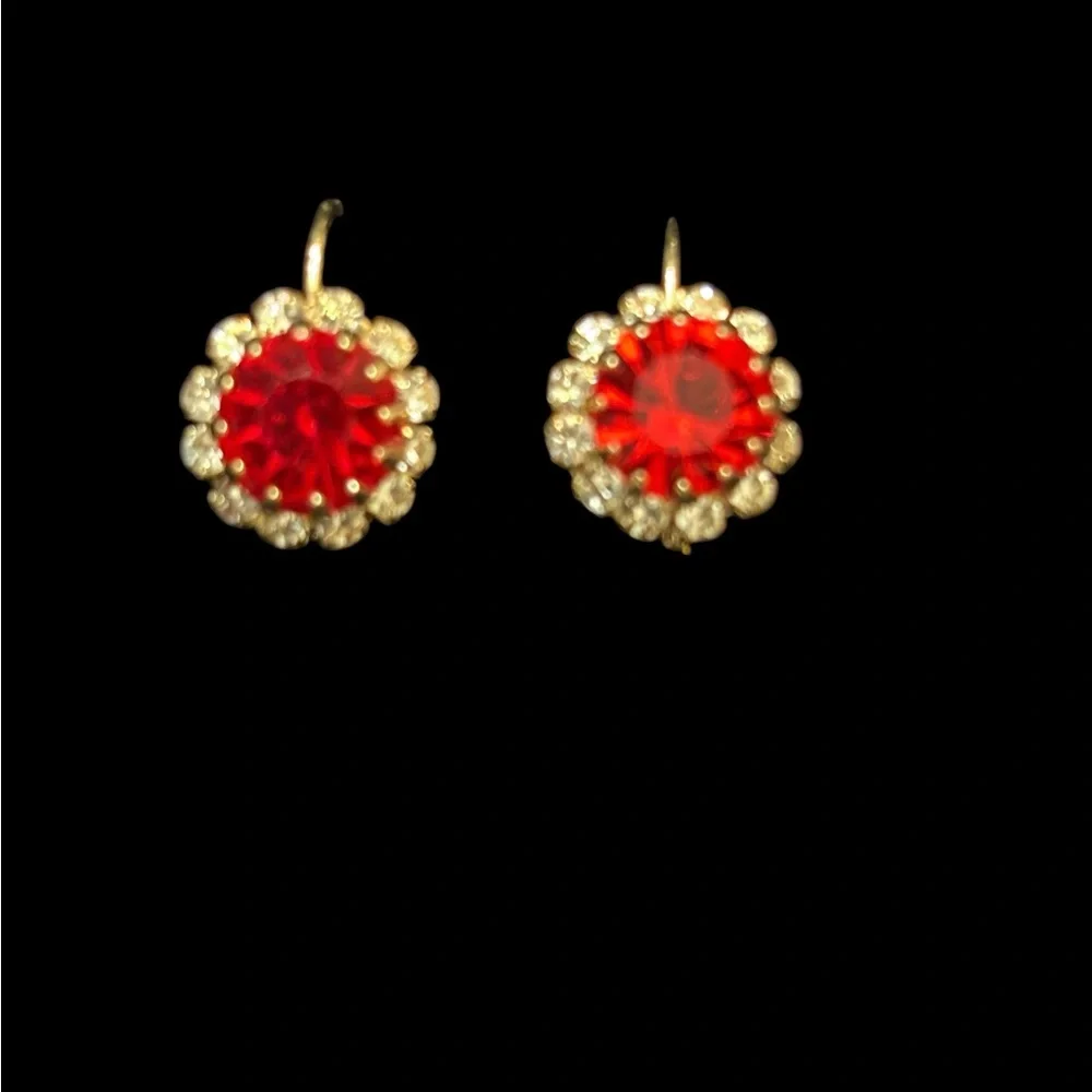 18K‎ Gold Filled Earrings with Red Crystal centerpiece surrounded